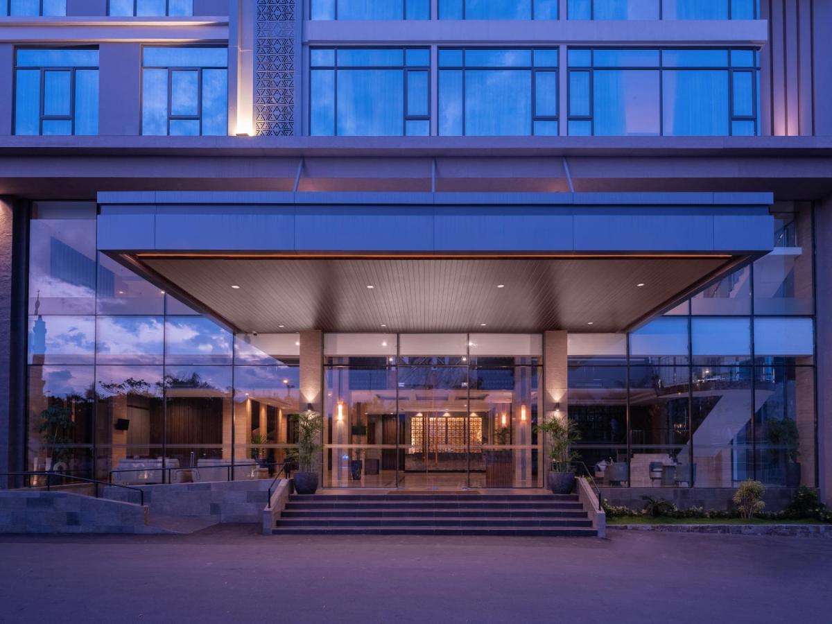 Hotel Santika Batam Eksteriør billede